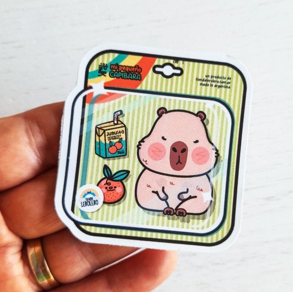 Producto - Capibara Juguete: Sticker Vinílico