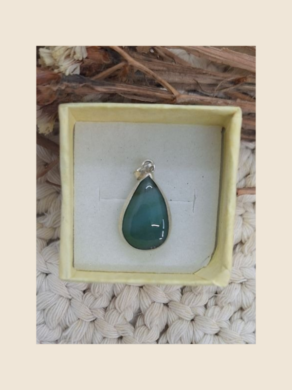 Producto - Dije gota "Cuarzo verde" con virola de plata