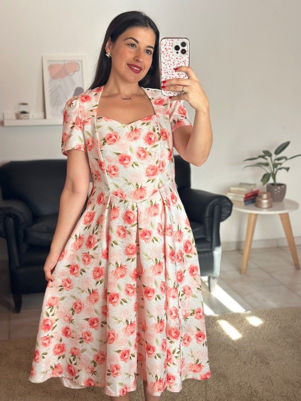 Producto - Genovia Dress importado (Salmón) - Talle M (Busto hasta 95)