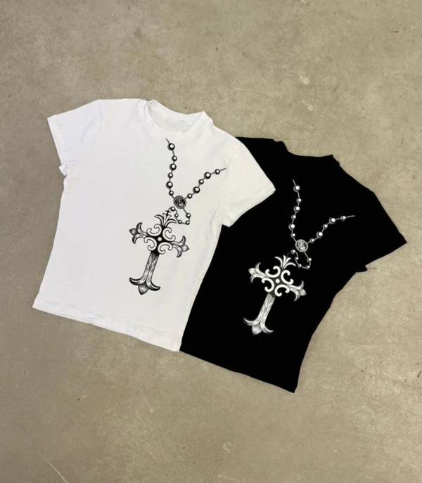 Producto - BABY TEE GOTHIC CROSS