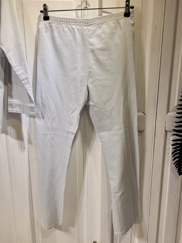 Producto - Pijama PON PON rayado celeste y blanco Talle 14 años - PRECIO: 20X - 3