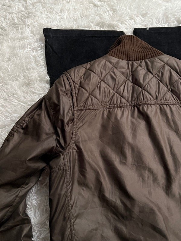 Camperita levis y2k chocolate talle s — imagen 4