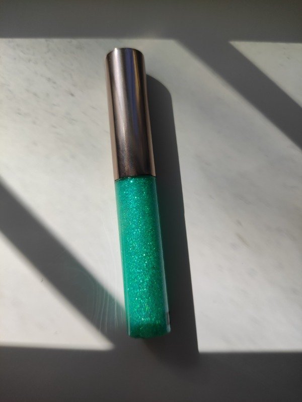 Producto - DELINEADOR GLITTER - NÚMERO 12