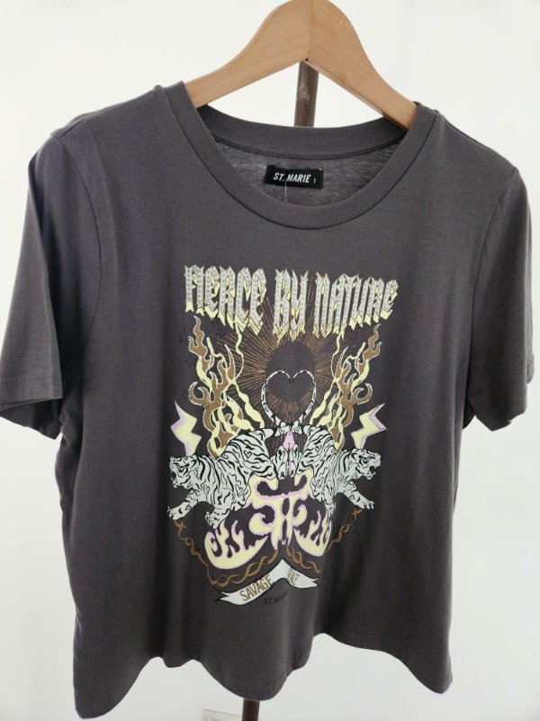 Producto - Remera Mellark