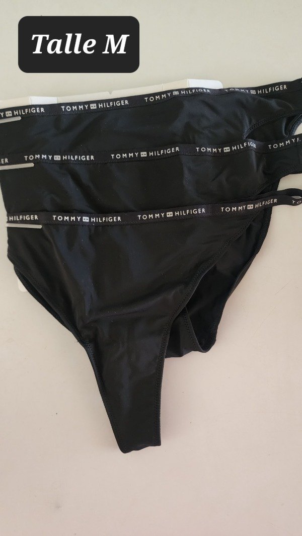 Pack 3 less Tommy bikini, y thong talle M negro