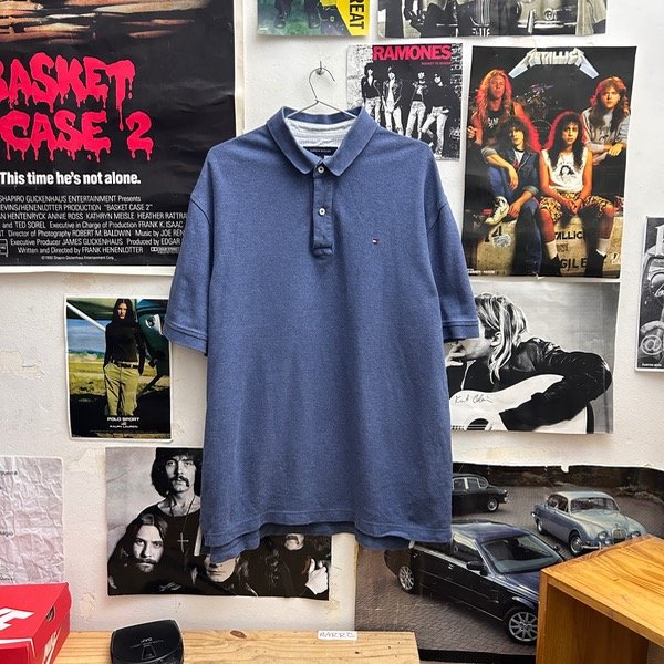 Producto - Chomba Tommy Hilfiger Celeste