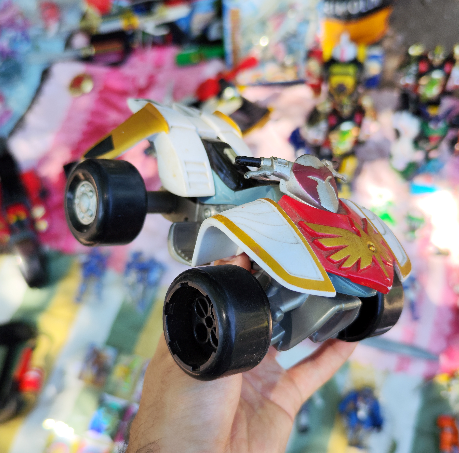 Producto - Cuatriciclo Mystic Force 17 cm Power Rangers Mystic Tracker Bandai - 1