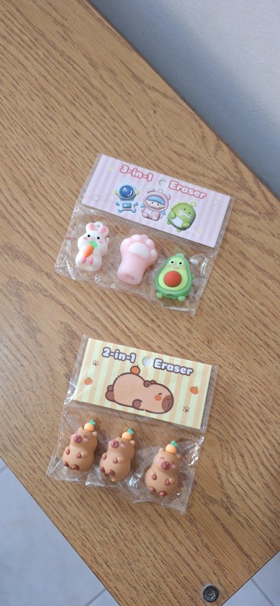 Producto - Set de gomas y portalapices