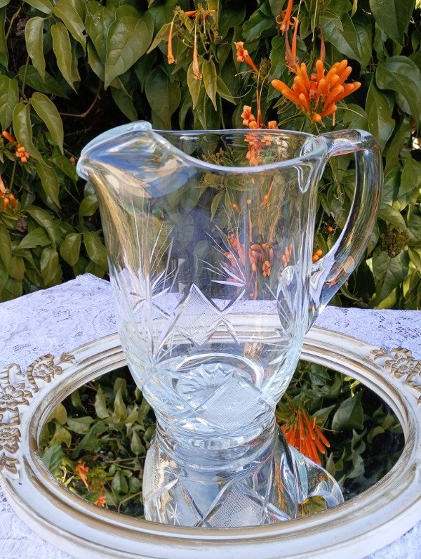 Producto - Jarra de cristal pico cerrado