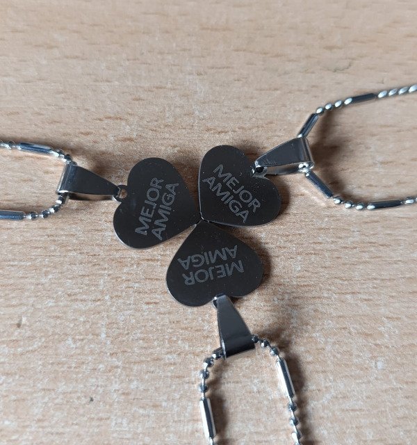 Producto - Corazones unidos para 3 amigas