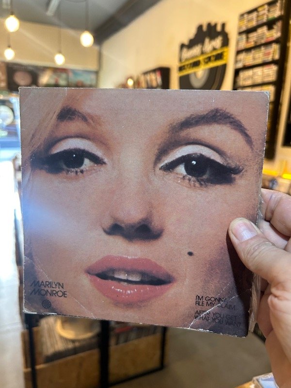 Producto - Marilyn Monroe im gonna file my claim simple 7