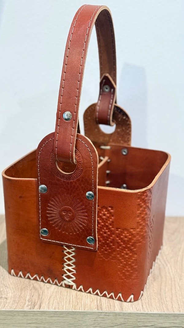 Producto - Matera cuadrada sol de mayo