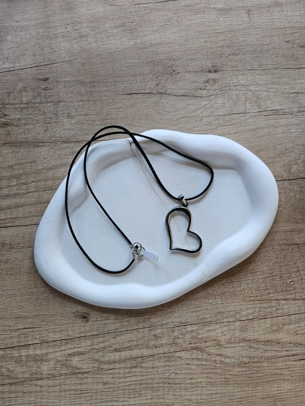 Producto - Collar corazon gamuza