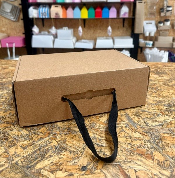 Producto - CAJA BOLSA PREMIUM -COD. CB100 medida 29x10x18