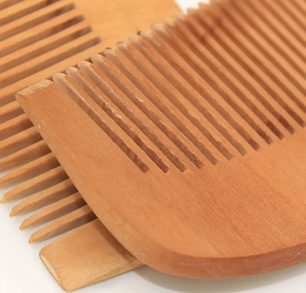Producto - Peine de Madera para Macramé