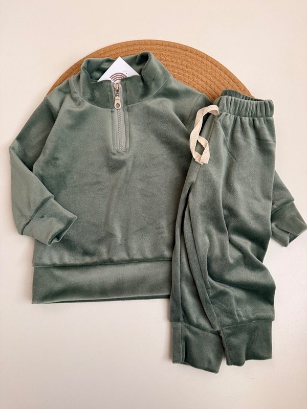 Producto - Conjunto de plush verde babys