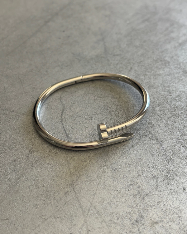 Producto - BRAZALETE CLAVO
