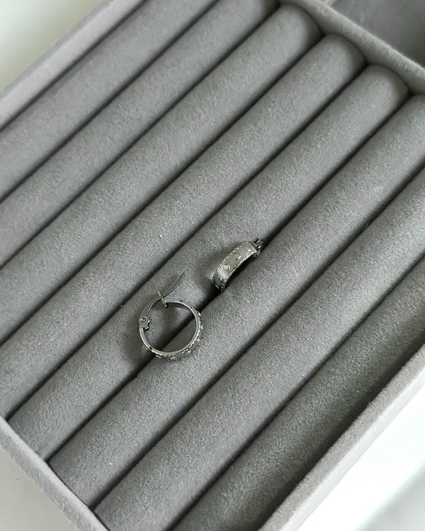 Producto - Argollas mini anchas con guarda 1,5cm