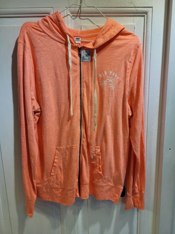 Producto - Buzo OLD NAVY rosa fluo Talle L - PRECIO: 56X