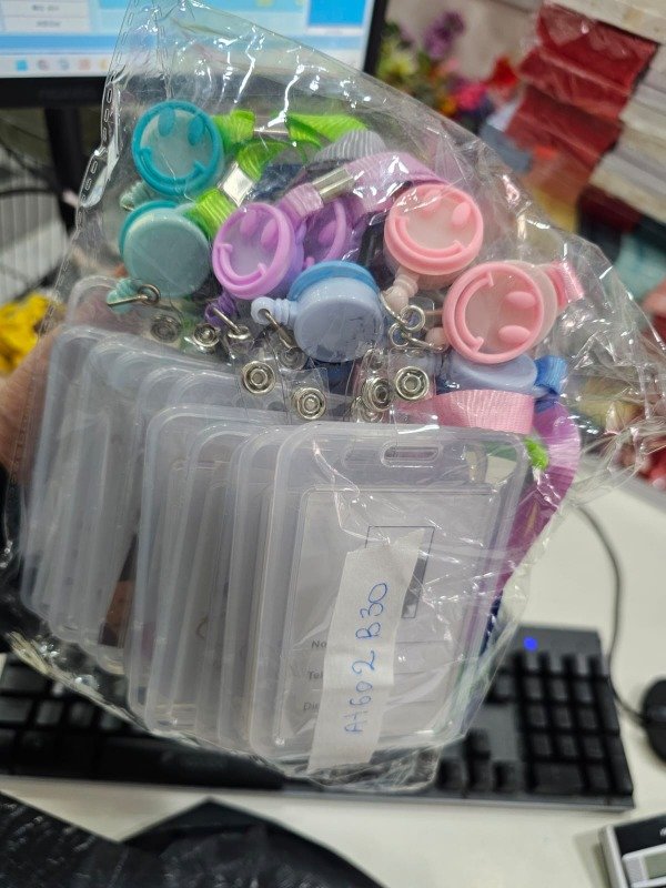 Producto - porta sube con emoji