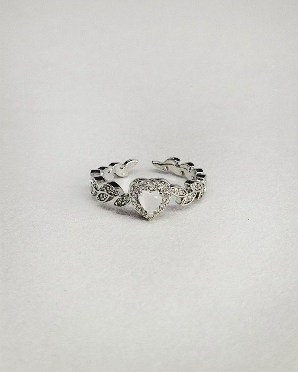 Producto - A 1047 - Anillo de Acero Quirúrgico - Corazón de cristal ramitas de cubics - 1