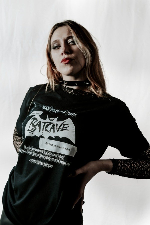 Producto - Back to the BATCAVE T- shirt