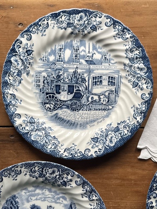 Producto - Plato playo de loza inglesa Johnson Bros outlet - 1