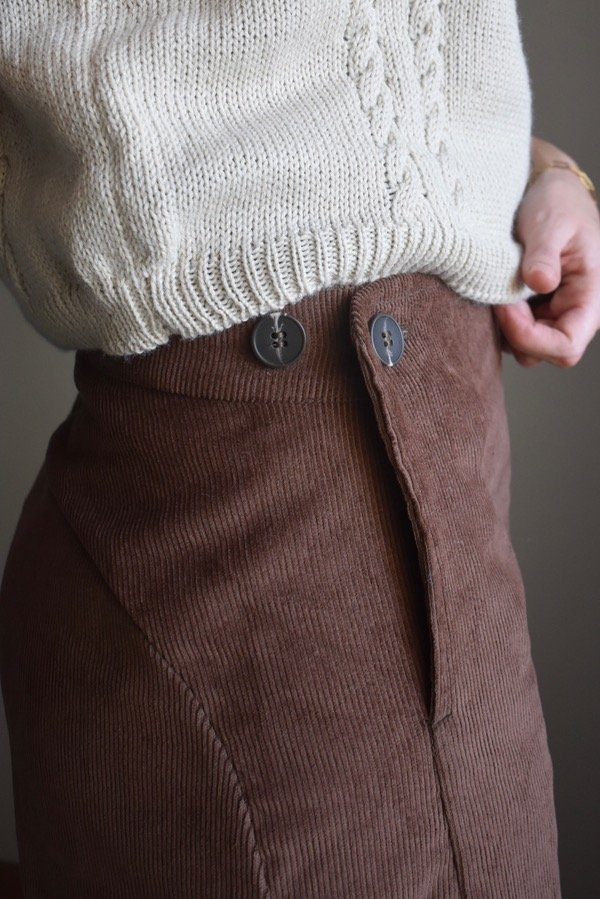 Producto - Pantalón corderoy - Nogal