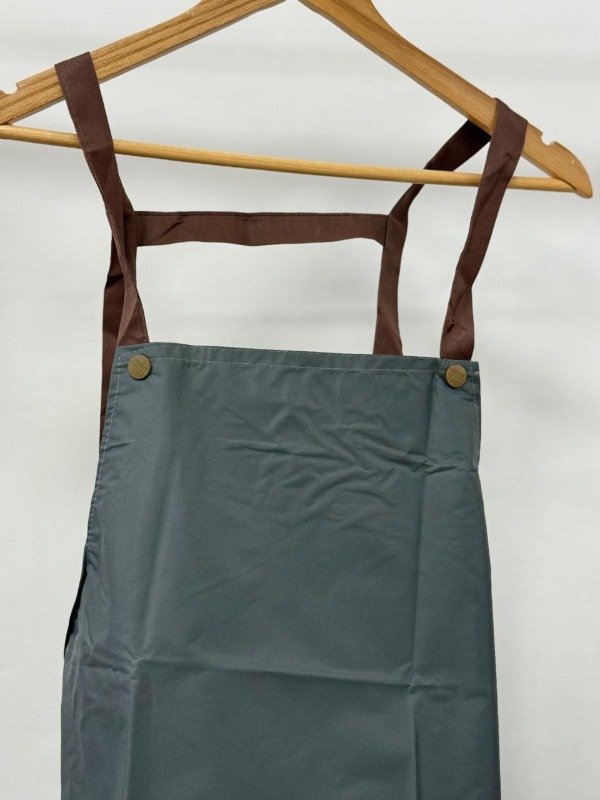 Producto - Delantal SIMIL CUERO LISO/CUADRILLE - 3