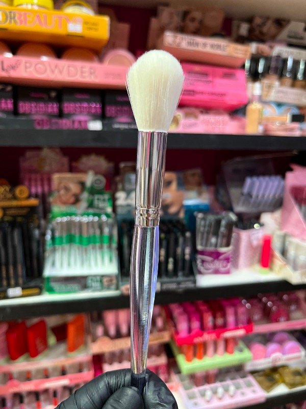 Producto - Brocha blanca para espuma
