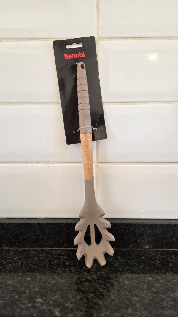 Producto - Espaguetera de silicona "Benabi"