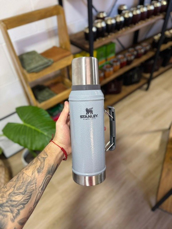 Producto - STANLEY CLASSIC 950 ML SILVER