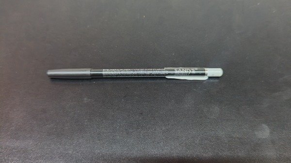 Producto - Lápiz Labial / Delineador - Saniye - 0