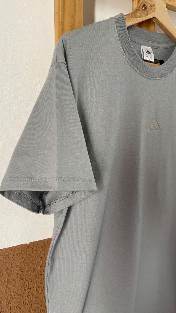 Producto - REME OVERSIZE BORDADA - 4