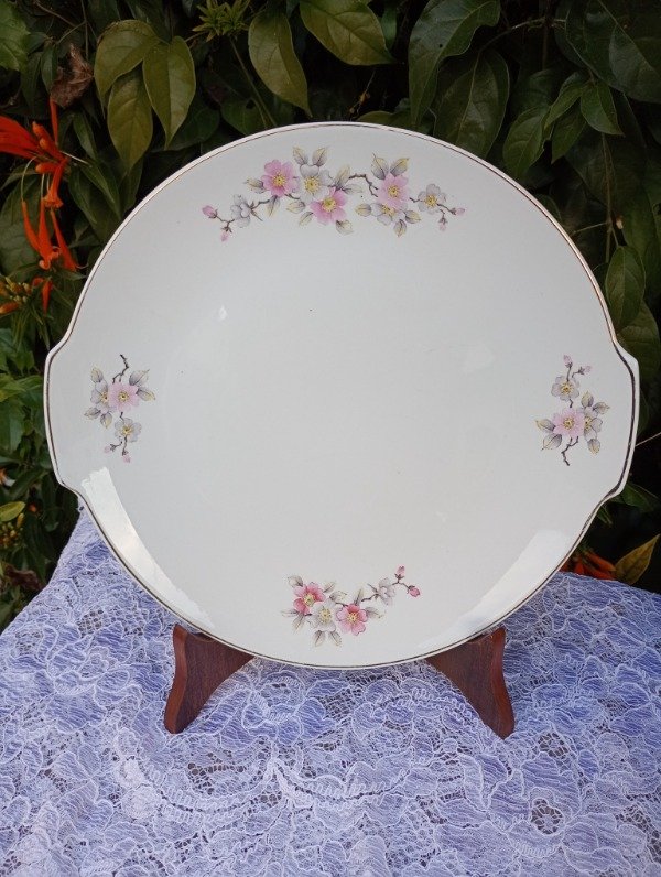 Producto - Plato de masas con asas de loza nacional Hartford Flor de Durazno