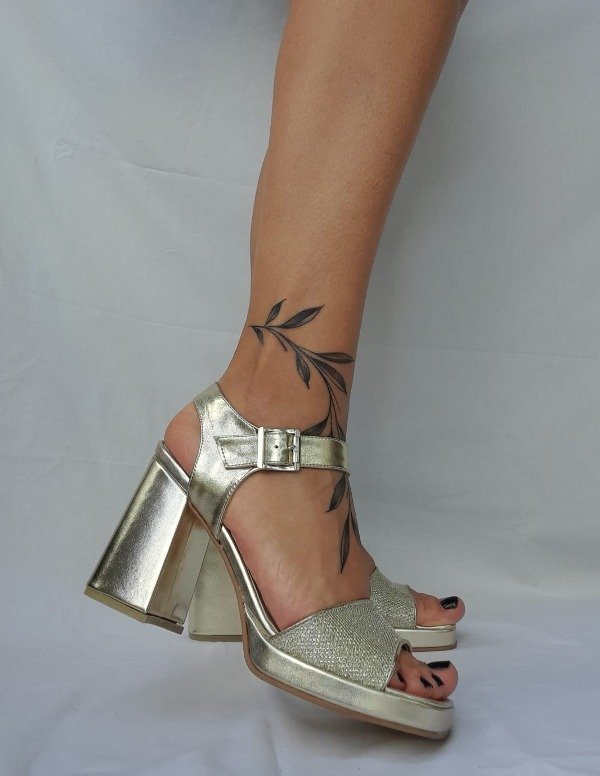 Producto - ALEXA GOLDEN