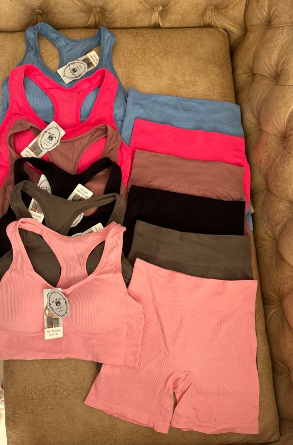 Producto - Conjunto sin frunce modelo 4