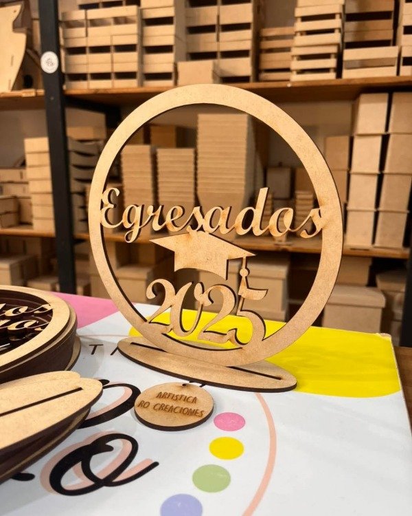 Producto - ARO 20CM EGRESADOS