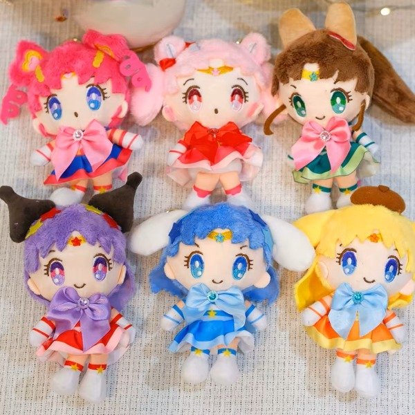 Producto - Keychain Plushie SAILOR MOON x SANRIO (Por unidad)
