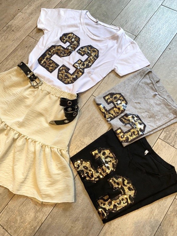 Producto - Remera Bordada 23