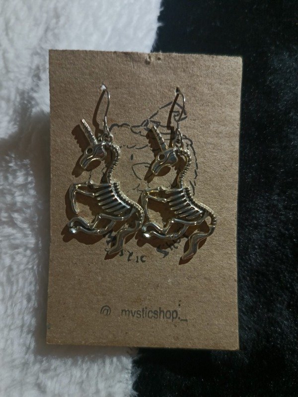 Producto - Aros Unicornio Esqueleto