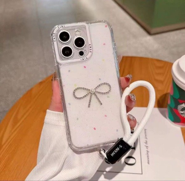 Producto - FUNDA MOÑO CON CORREA iPhone 16 Pro Max