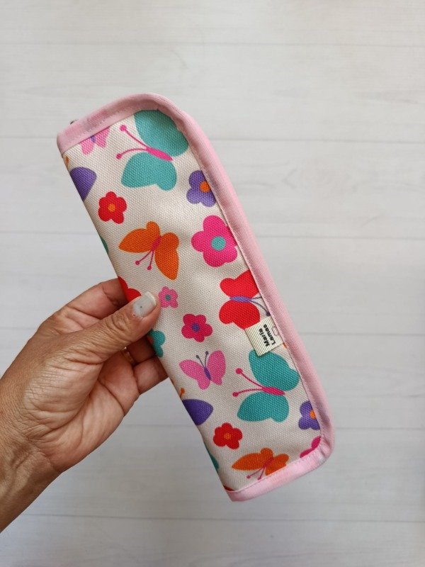 Producto - Estuche Cleo mariposa multicolor - 0
