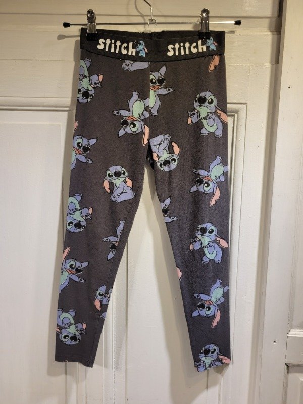Producto - Calza PRIMARK gris logo stitch Talle 9/10 años- PRECIO: 12X - 0