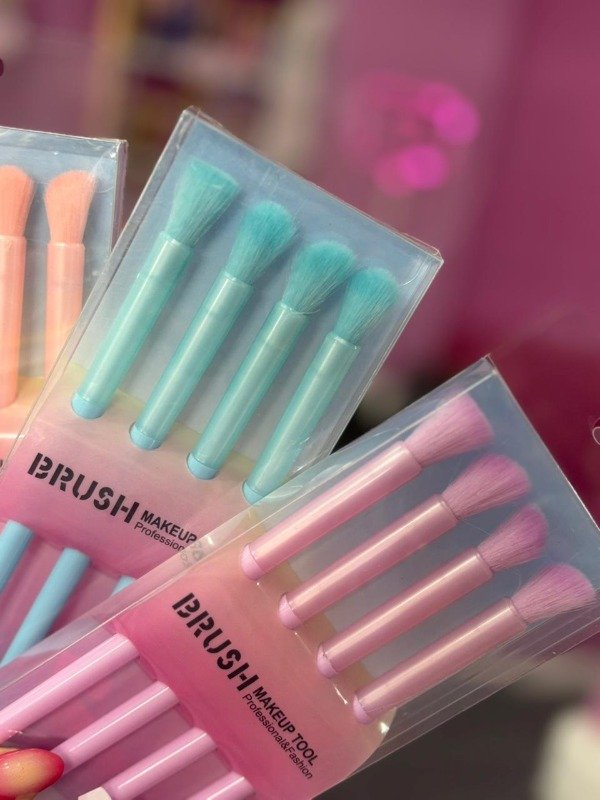Producto - Set de brochas de maquillaje x4