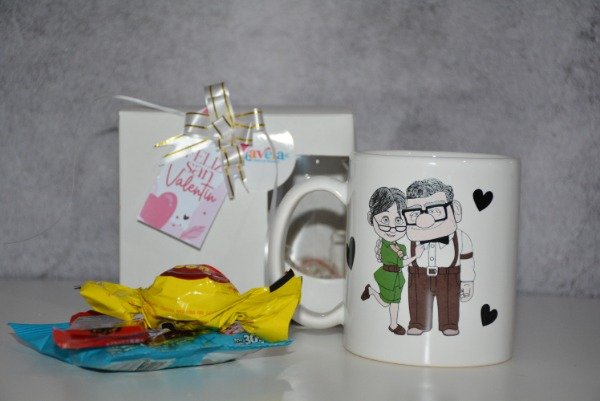 Producto - Box Taza con Golosinas - UP
