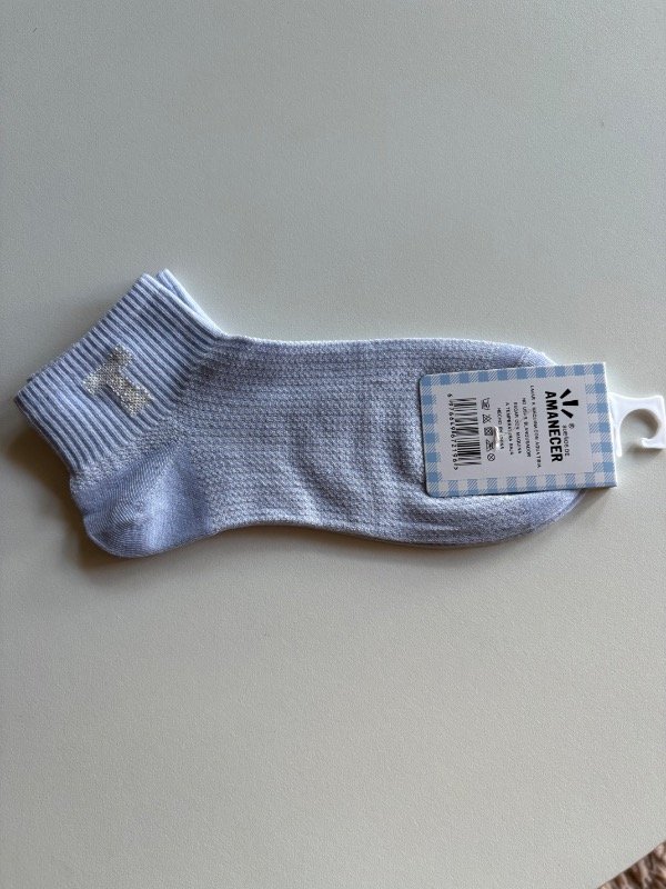 Producto - Medias amanecer celeste T