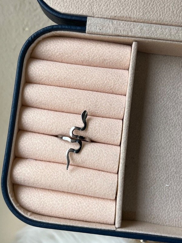 Producto - Anillo víbora talle 17 y 18