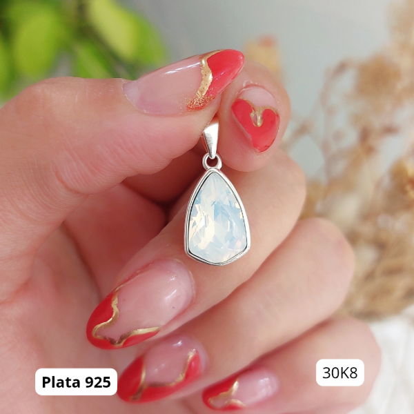 Producto - Dije cubics gota