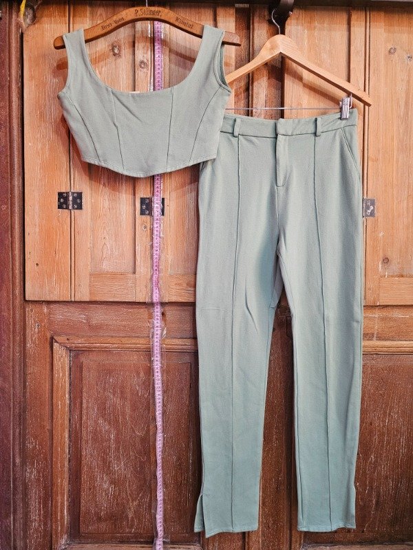 Producto - Conjunto Cloetas Verde t.3